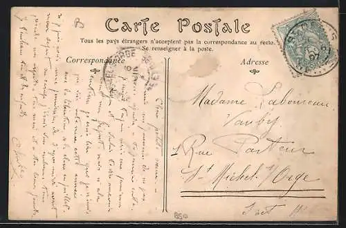 AK Saint-Denis, Boulevard de Châteaudun avec voitures et piétons sous les arbres