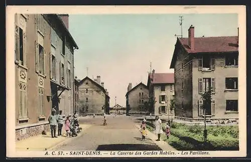 AK Saint-Denis, La Caserne des Gardes Mobiles, Les Pavillons