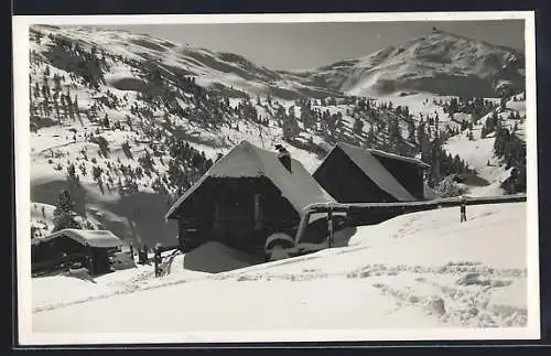 AK Linderhütte, Berghütte mit Zirbitzkogel im Schnee