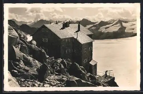 AK Brandenburger Haus, Berghütte gegen Kreuzkamm, Ötztaler Alpen