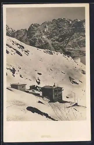 AK Silvrettahaus, Berghütte im Schnee