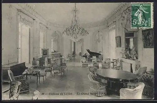 AK Lude, Château du Lude, Le Grand Salon élégant et orné de lustres majestueux