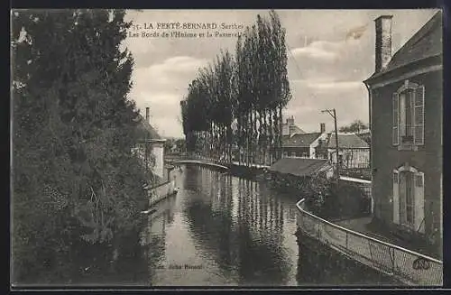 AK La Ferté-Bernard, Les Bords de l`Huisne et la Passerelle