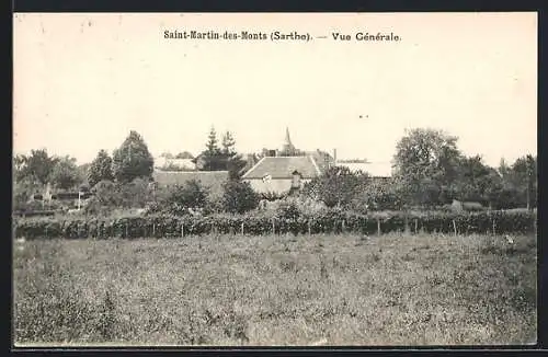 AK Saint-Martin-des-Monts, Vue générale du village et des environs verdoyants