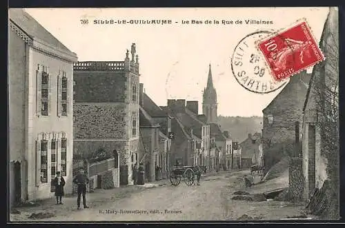 AK Sillé-le-Guillaume, le Bas de la Rue de Villaines avec vue sur l`église et charrette sur la route