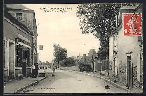 AK Sceaux-sur-Huisne, Grande Rue et l`Église