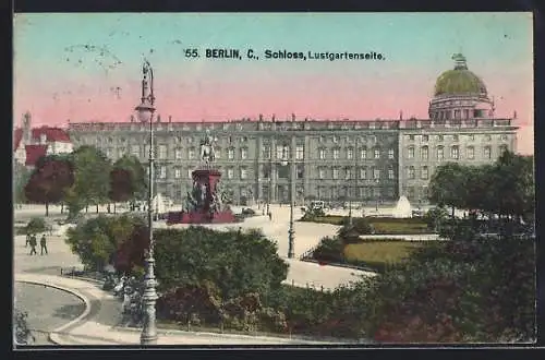 AK Berlin, Schloss von der Lustgartenseite aus gesehen