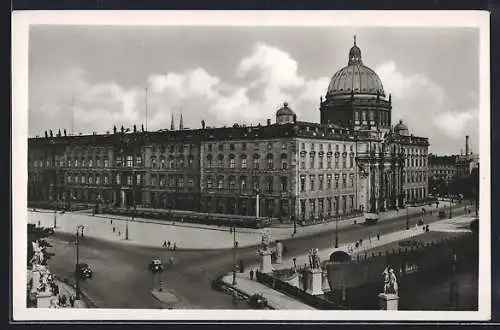 AK Berlin, Blick zum Schloss