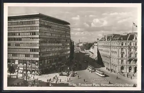 AK Berlin-Tiergarten, Strassenbahnen am Potsdamer Platz, Hermann Göring-Strasse