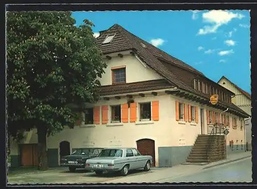 AK Unterharmersbach /Schwarzwald, Gasthof-Pension Laube, Bes. A. u. W. Lehmann, Strassenpartie und Eingang