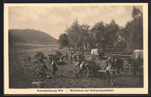 AK Schweizer Soldaten bei Grenzbesetzung 1914, Reinigungsarbeiten