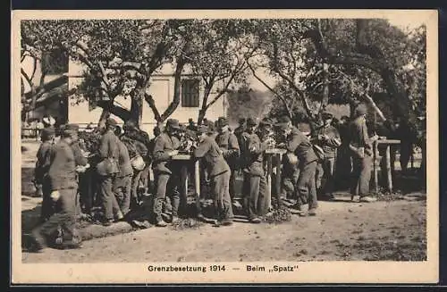 AK Schweizer Soldaten bei Grenzbesetzung 1914, Beim Spatz