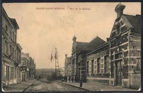 AK Haine-Saint-Pierre, Rue de la Station, Strassenpartie