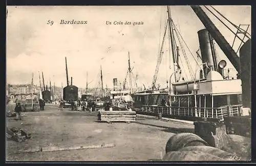 AK Bordeaux, un coin des quais