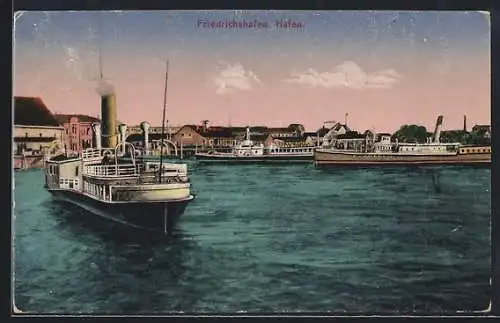 AK Friedrichshafen, Schiffe im Hafen