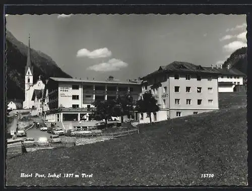 AK Ischgl /Tirol, Das Hotel Post und die Kirche