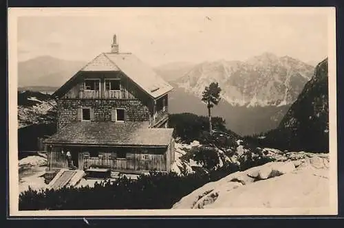 AK Wiesberghaus im Dachsteingebiet, Blick auf das DJH-Schutzhaus