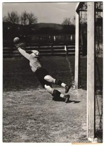 Fotografie Sedlar, Ansicht Wien, Handballspiel 1937 Wiener AC vs. VfB Friedrichshafen