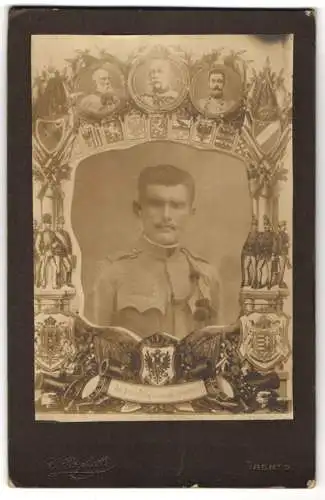 Fotografie C. Righetti, Trento, Borgo Nuovo, Porträt eines K.u.k. Soldaten in Uniform, Portrait Kaiser Franz-Josef I.