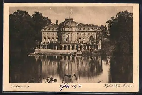 AK Ludwigsburg / Württemberg, Blick auf das kgl. Schloss Monrepos