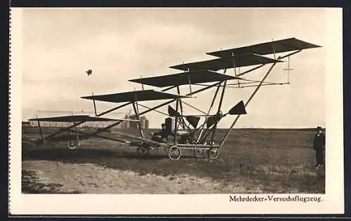 AK Mehrdecker-Versuchsflugzeug auf der Startpiste