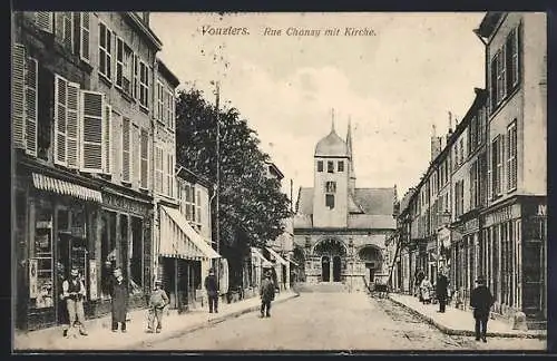 AK Vouziers, Leipziger Strasse (Rue Chancy) mit Kirche