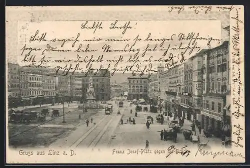 AK Linz a. D., Franz Josef-Platz mit Strassenbahn gegen die Brücke