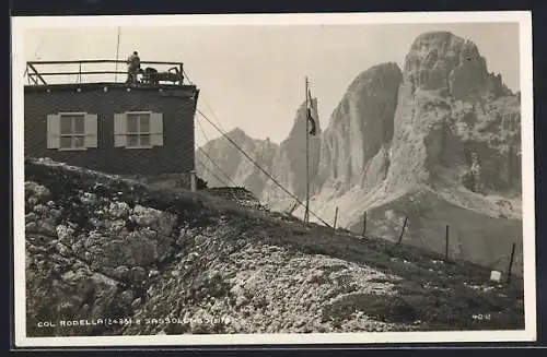 AK Rifugio Rodella, Berghütte am Col Rodella mit Sassolungo