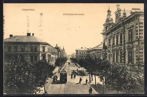 AK Troppau, Strassenbahn in der Olmützerstrasse