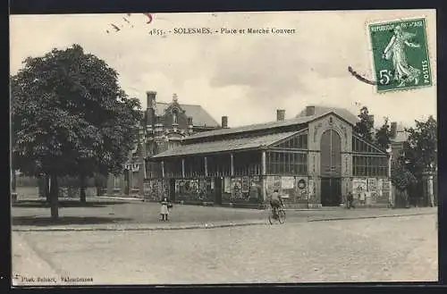 AK Solesmes, Place et Marché Couvert