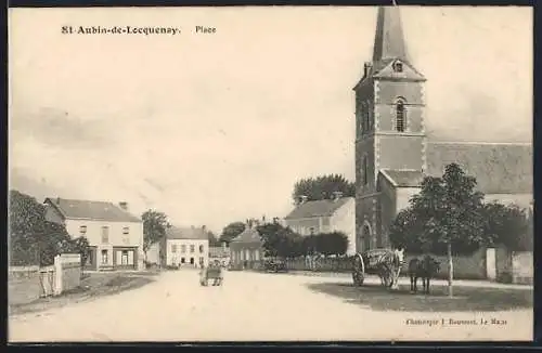 AK St Aubin-de-Locquenay, Place avec église et charrette