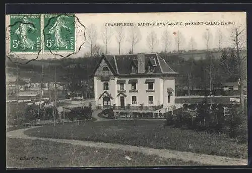 AK Champfleuri, Maison entourée d`arbres à Saint-Gervais-de-Vic, près de Saint-Calais (Sarthe)