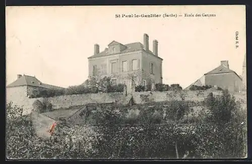 AK Saint-Paul-le-Gaultier, École des Garcons