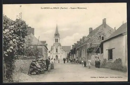 AK Saint-Ouen-en-Belin, Route d`Écommoy avec église et villageois animés