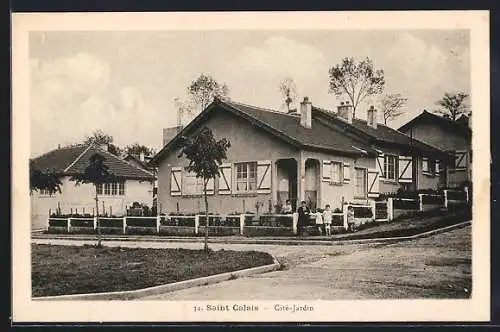 AK Saint Calais, Cité-Jardin avec maisons et habitants