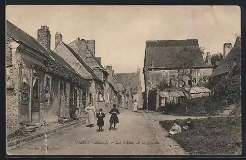 AK Saint-Calais, Le Pâtis de la Herse avec des enfants et des maisons anciennes