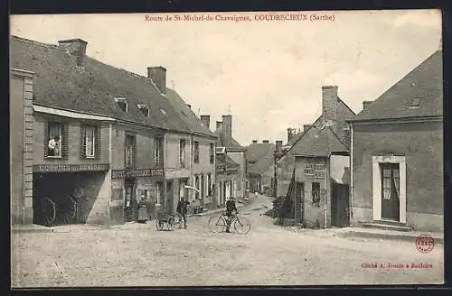 AK Coudrecieux, Route de St-Michel-de-Chavaignes avec cycliste et commerces