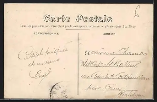 AK Mamers, Place de la République avec arbres alignés et bâtiments historiques