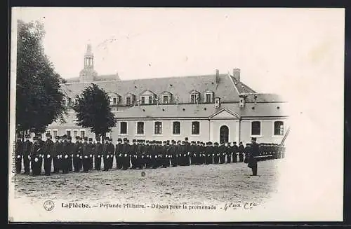 AK La Flèche, Prytanée militaire, Départ pour la promenade