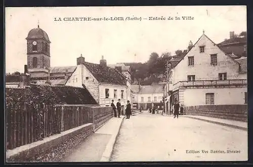 AK La Chartre-sur-le-Loir, Entrée de la Ville