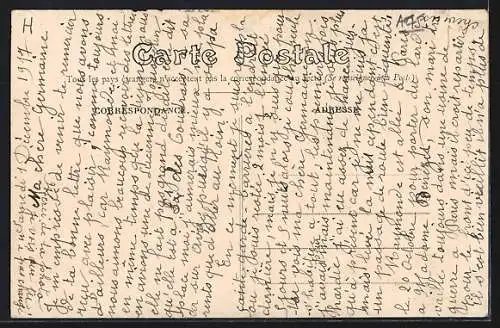 AK La Milesse, Direction de Domfront avec une femme et un enfant sur la route