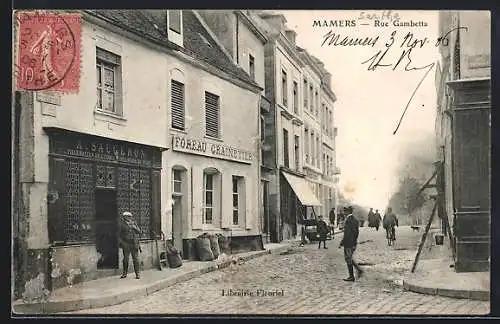 AK Mamers, Rue Gambetta mit Fussgängern und Geschäften