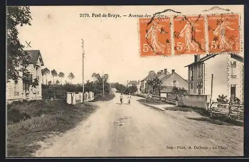 AK Pont-de-Braye, Avenue des Villas avec enfants jouant sur la route