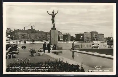 AK Stockholm, Strömparterren med Grand Hotel och Nationalmuseum i bakgrunden