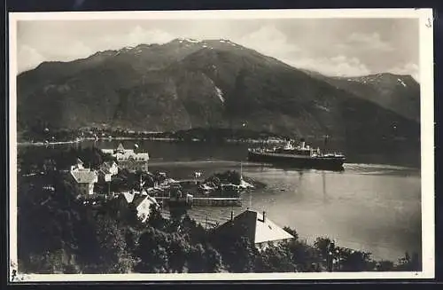 AK Balholm, Balestrand, Ortsansicht, Dampfer