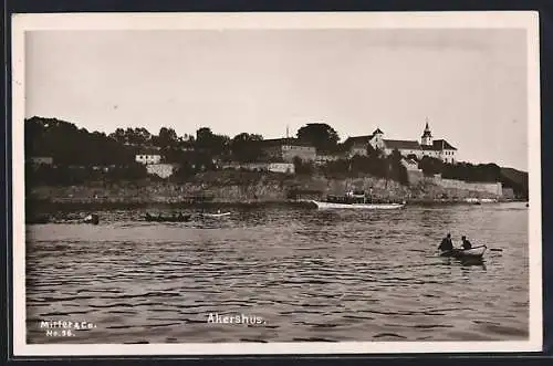 AK Akershus, Blick vom Wasser auf den Ort