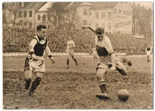 Fotografie Alois Sedlar, Ansicht Wien, Fussballspiel 1939 Admira vs. Vienna