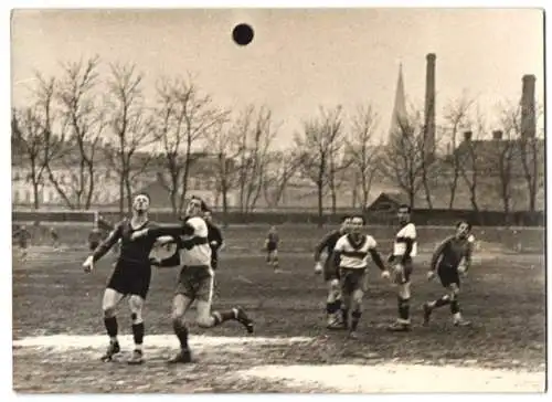 Fotografie Wilhelm Sturm, Ansicht Wien, Handballspiel Wiener AC vs. Alt - Turm Wien 1938