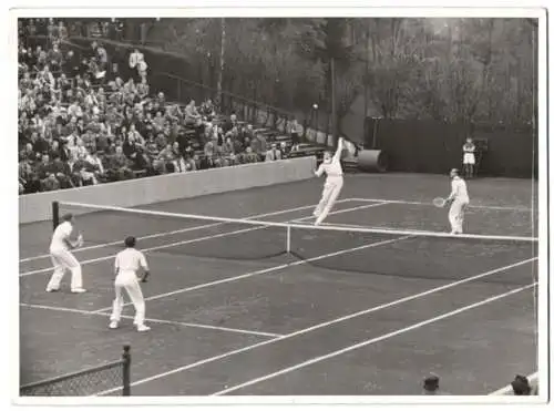 Fotografie Associated Press, Ansicht Berlin-Grunewald, Tennis Deutschland vs. USA 1939, Rot-Weiss Center Court