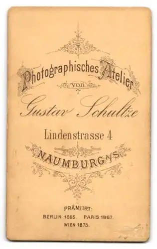 Fotografie Gustav Schultze, Naumburg, Lindenstrasse 4, Porträt eines Offizier's